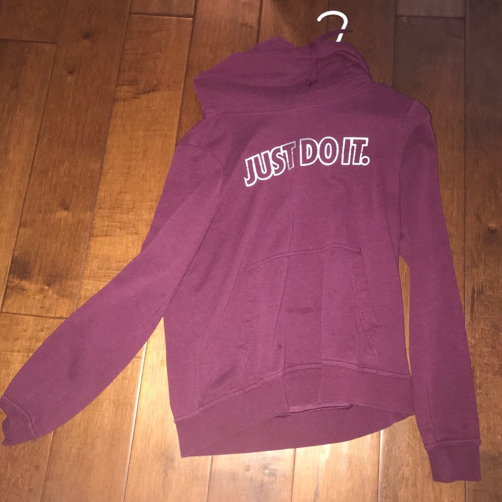 Nike sweatshirt